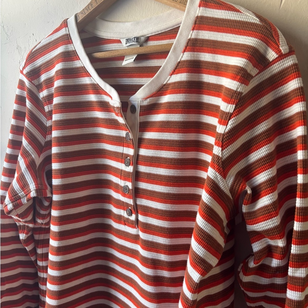 Duluth Trading Women's Burly Thermal Waffle Henley Striped - Picture 11 of 12